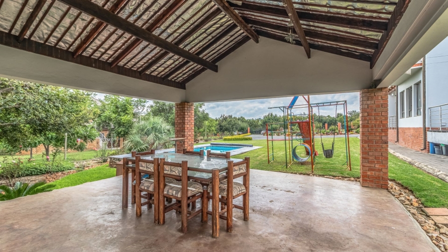 6 Bedroom Property for Sale in Lanseria Gauteng