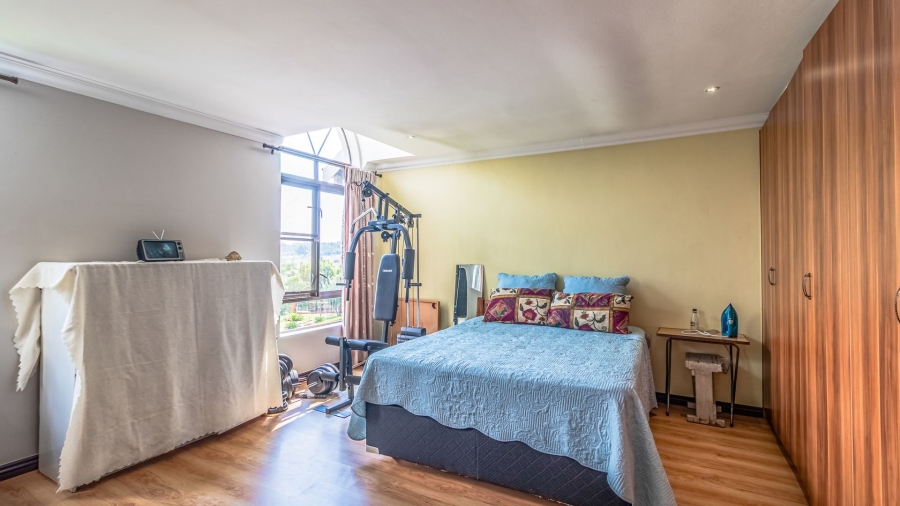 6 Bedroom Property for Sale in Lanseria Gauteng