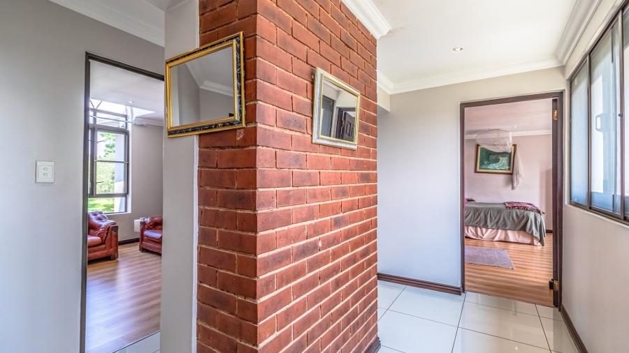 6 Bedroom Property for Sale in Lanseria Gauteng