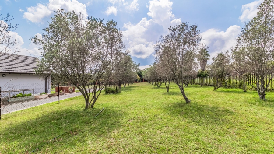 6 Bedroom Property for Sale in Lanseria Gauteng