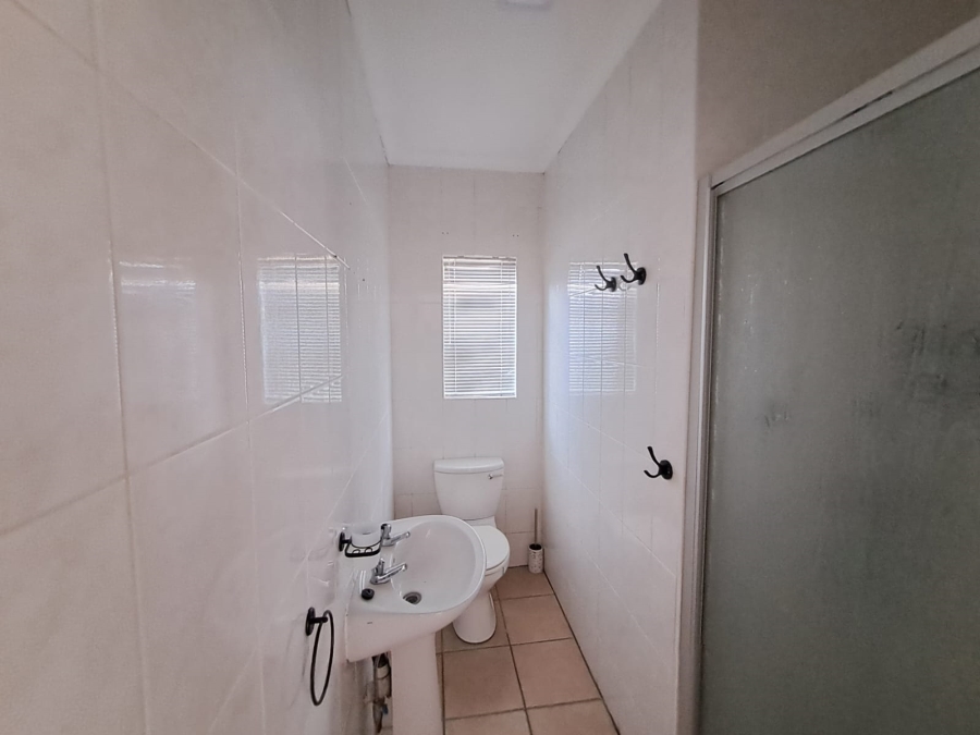 3 Bedroom Property for Sale in New Redruth Gauteng