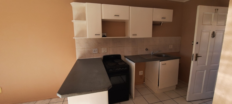 2 Bedroom Property for Sale in Florentia Gauteng