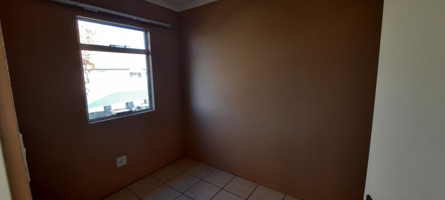 2 Bedroom Property for Sale in Florentia Gauteng