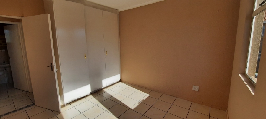 2 Bedroom Property for Sale in Florentia Gauteng