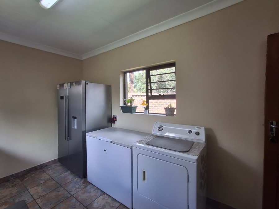 4 Bedroom Property for Sale in Bardene Gauteng