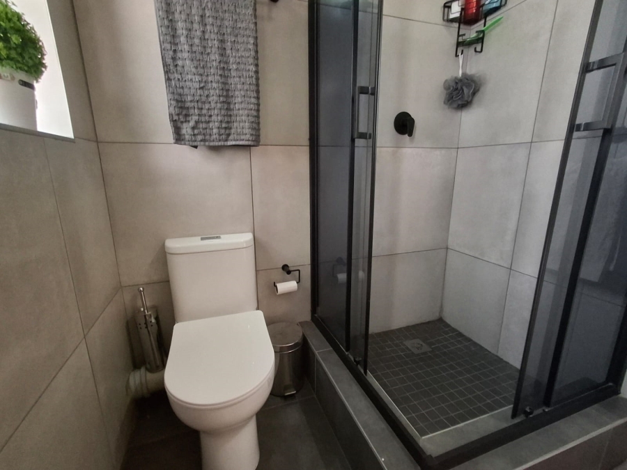 4 Bedroom Property for Sale in Bardene Gauteng