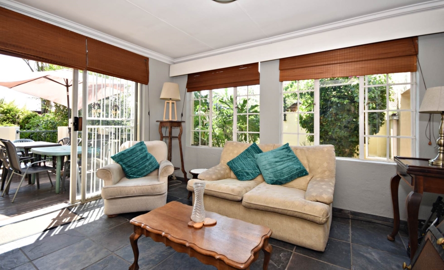 3 Bedroom Property for Sale in Sonneglans Gauteng