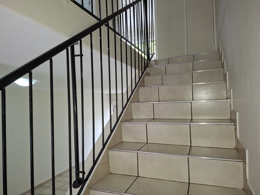 To Let 2 Bedroom Property for Rent in Windsor West Gauteng