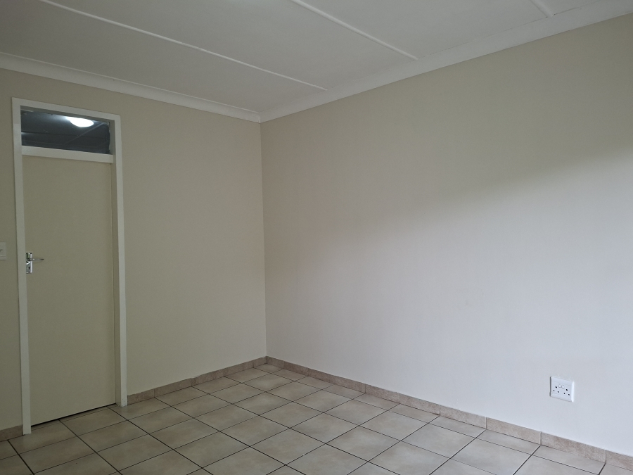 To Let 2 Bedroom Property for Rent in Windsor West Gauteng