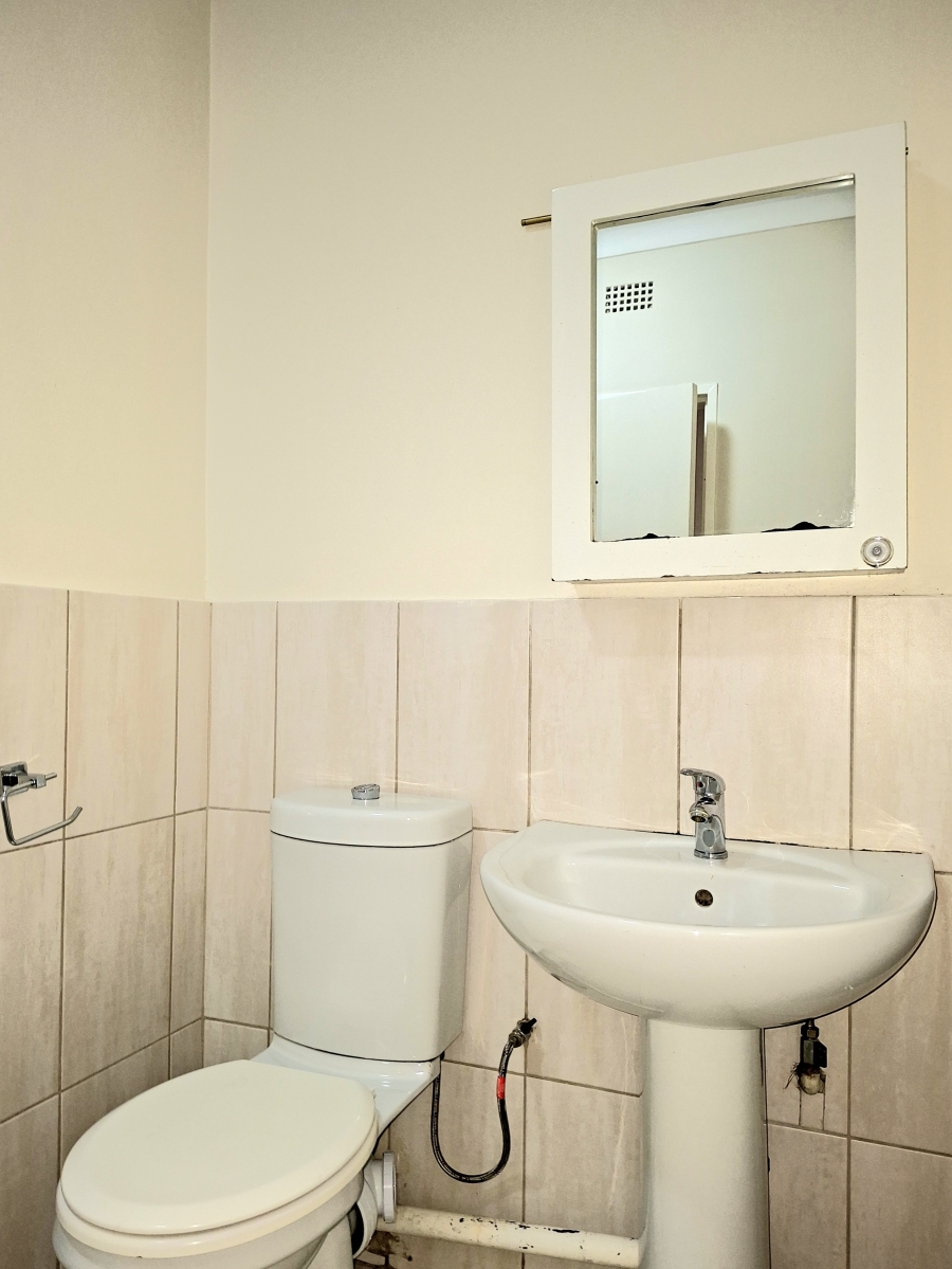 To Let 2 Bedroom Property for Rent in Windsor West Gauteng