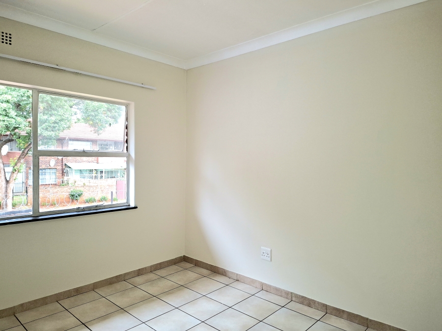 To Let 2 Bedroom Property for Rent in Windsor West Gauteng