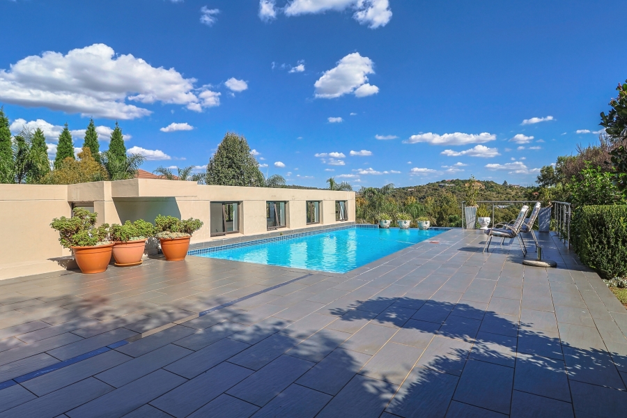 5 Bedroom Property for Sale in Cornwall Hill Gauteng