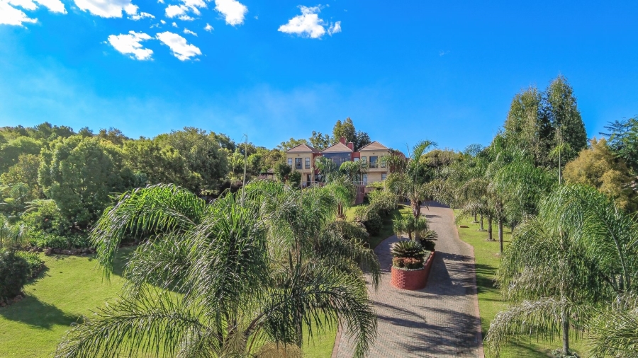 5 Bedroom Property for Sale in Cornwall Hill Gauteng