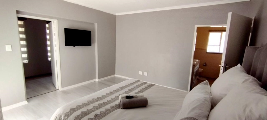 3 Bedroom Property for Sale in Risiville Gauteng