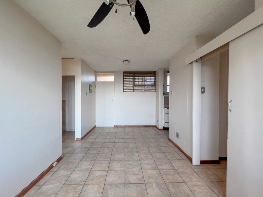 1 Bedroom Property for Sale in Hatfield Gauteng