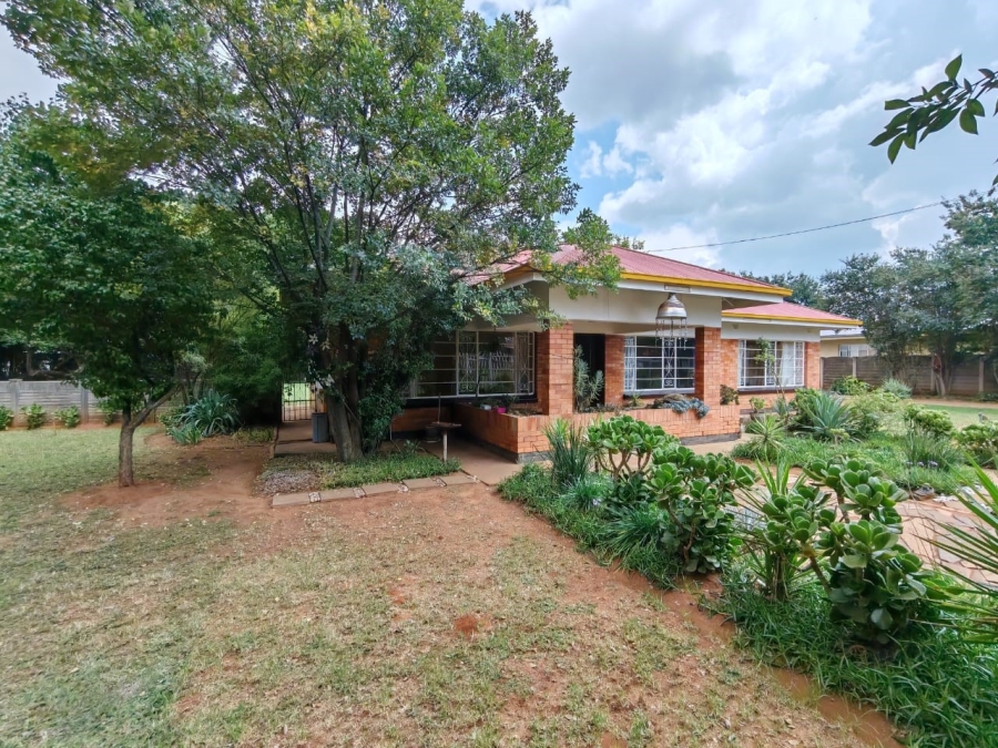 3 Bedroom Property for Sale in Three Rivers Gauteng