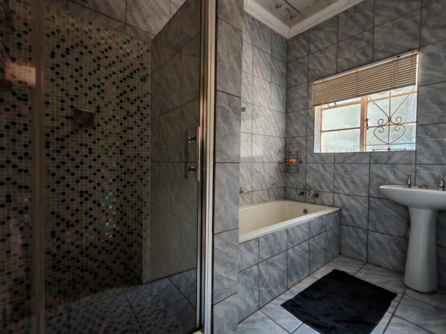 3 Bedroom Property for Sale in Three Rivers Gauteng