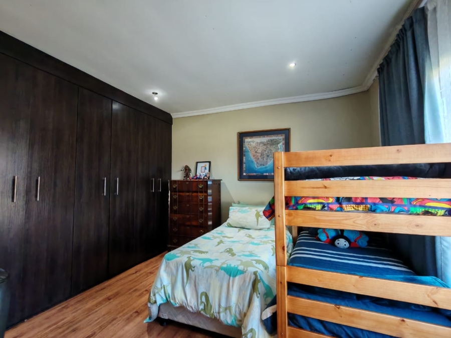 3 Bedroom Property for Sale in Three Rivers East Gauteng