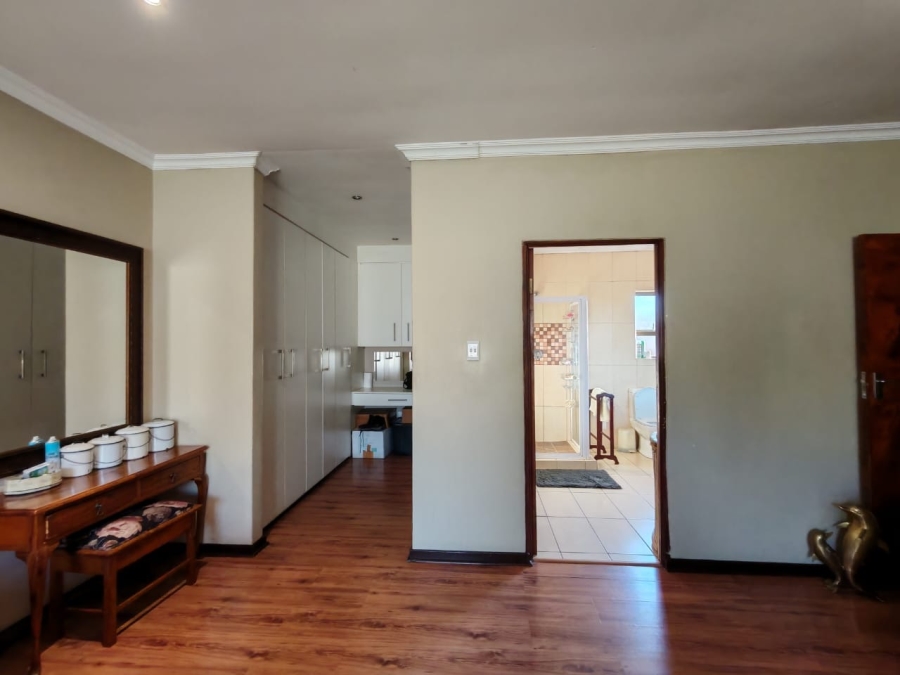 3 Bedroom Property for Sale in Three Rivers East Gauteng