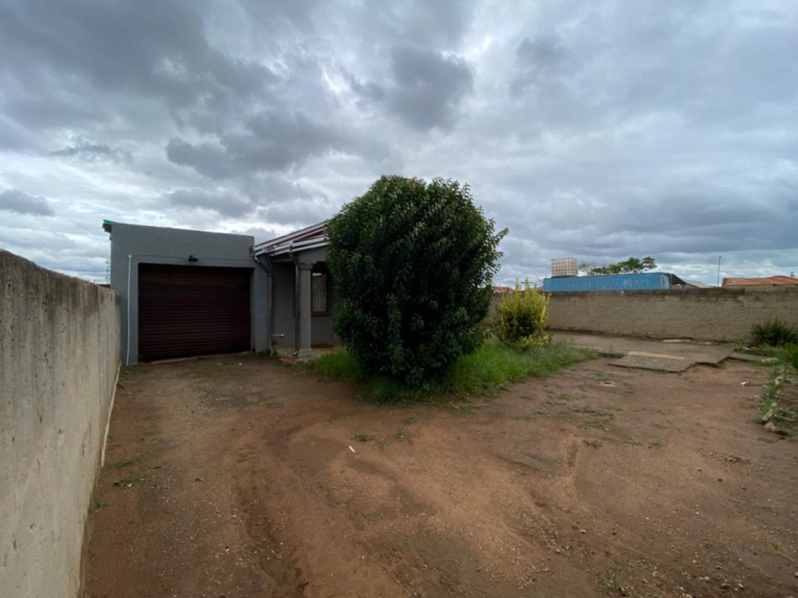 2 Bedroom Property for Sale in Lakeside Gauteng