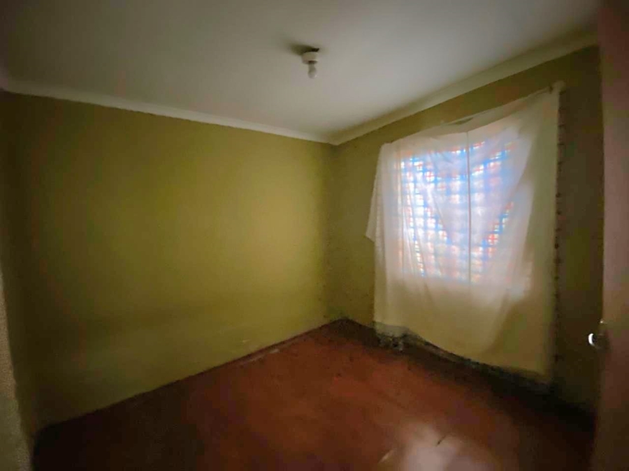 2 Bedroom Property for Sale in Lakeside Gauteng