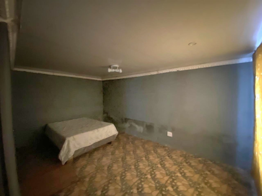 2 Bedroom Property for Sale in Lakeside Gauteng