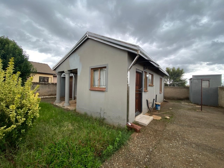 2 Bedroom Property for Sale in Lakeside Gauteng