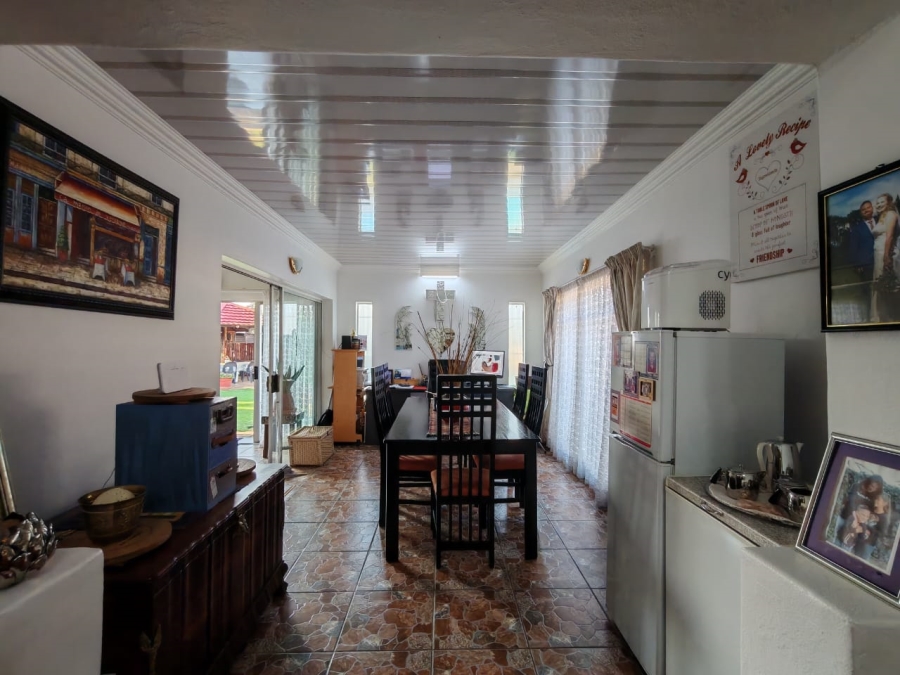 4 Bedroom Property for Sale in Risiville Gauteng