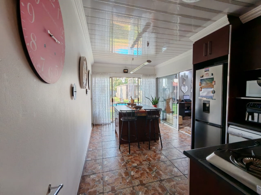 4 Bedroom Property for Sale in Risiville Gauteng