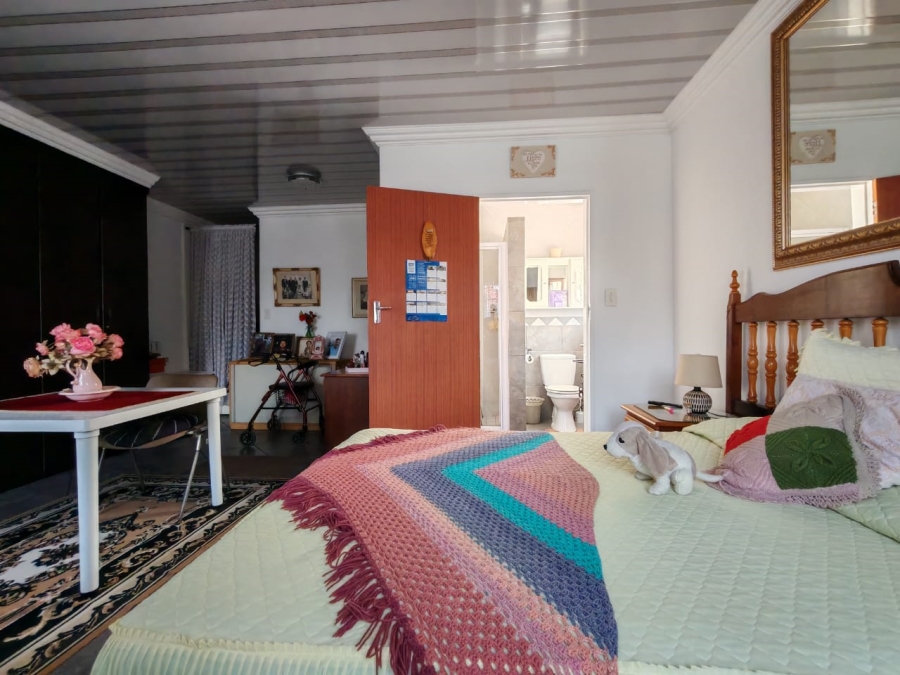 4 Bedroom Property for Sale in Risiville Gauteng