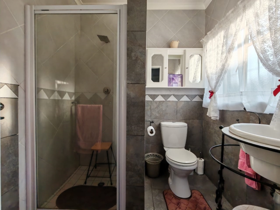 4 Bedroom Property for Sale in Risiville Gauteng