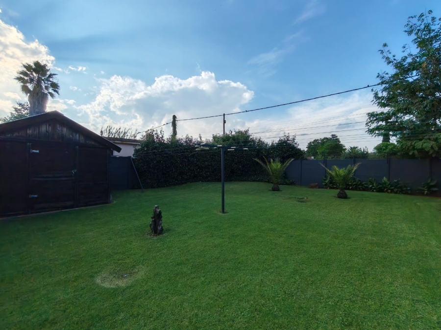 4 Bedroom Property for Sale in Risiville Gauteng