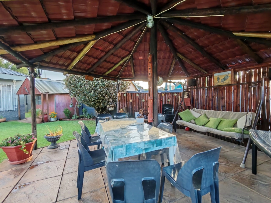 4 Bedroom Property for Sale in Risiville Gauteng