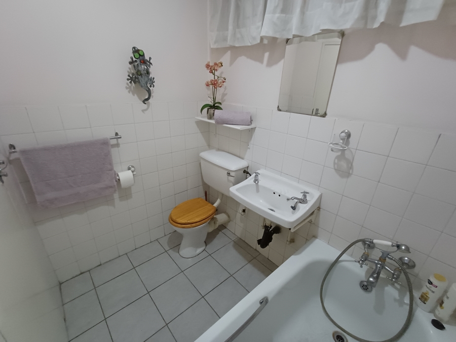 2 Bedroom Property for Sale in Silverton Gauteng