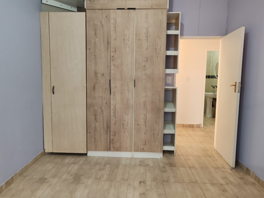 To Let 3 Bedroom Property for Rent in Thatchfield Cresent Gauteng