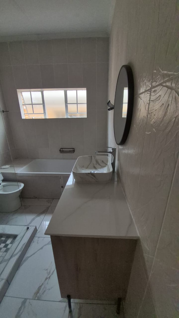 To Let 3 Bedroom Property for Rent in Thatchfield Cresent Gauteng