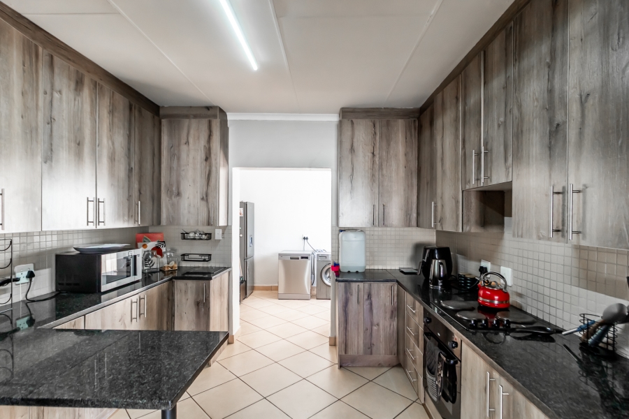 3 Bedroom Property for Sale in Rietfontein Gauteng