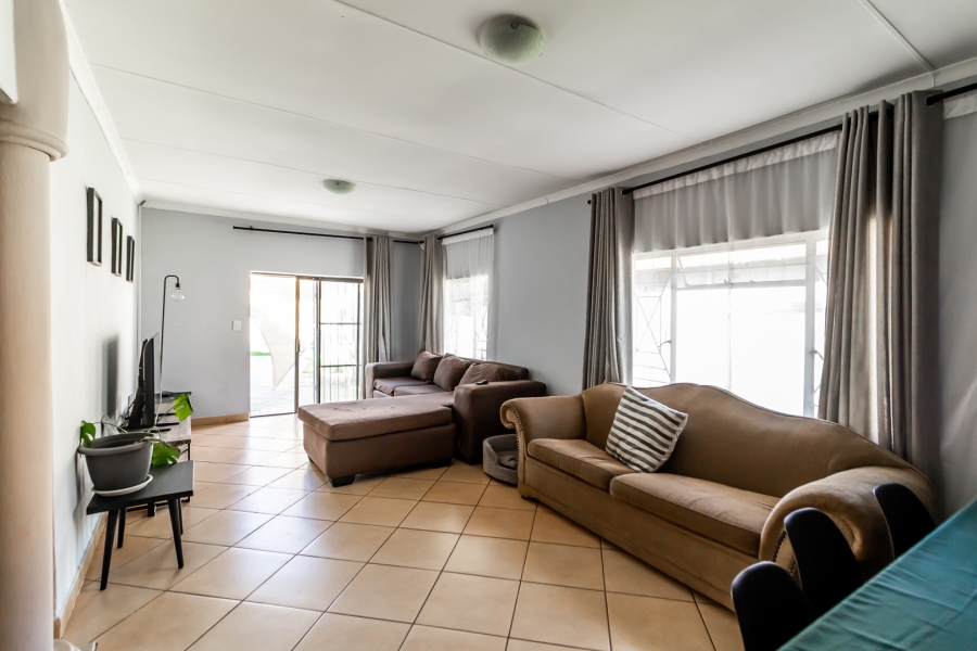 3 Bedroom Property for Sale in Rietfontein Gauteng