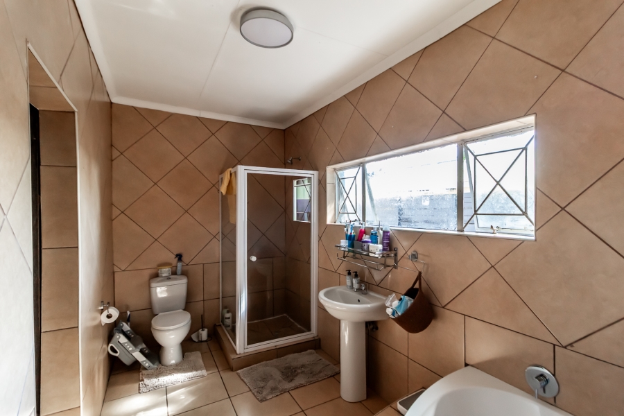 3 Bedroom Property for Sale in Rietfontein Gauteng