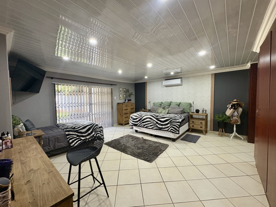 5 Bedroom Property for Sale in Wonderboom Gauteng