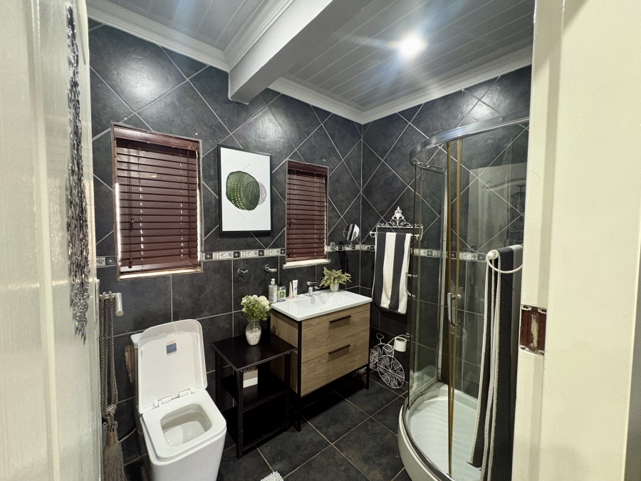 5 Bedroom Property for Sale in Wonderboom Gauteng