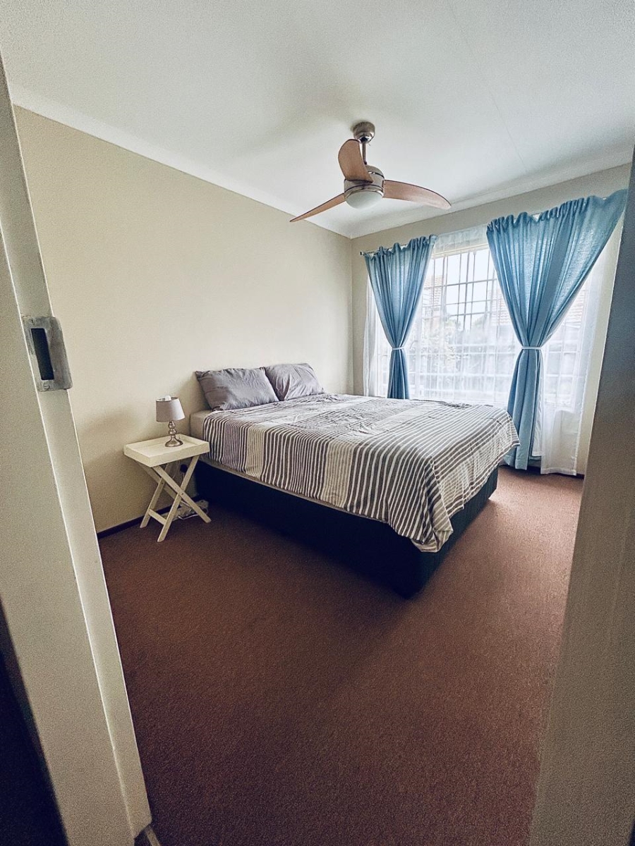 3 Bedroom Property for Sale in Garsfontein Gauteng