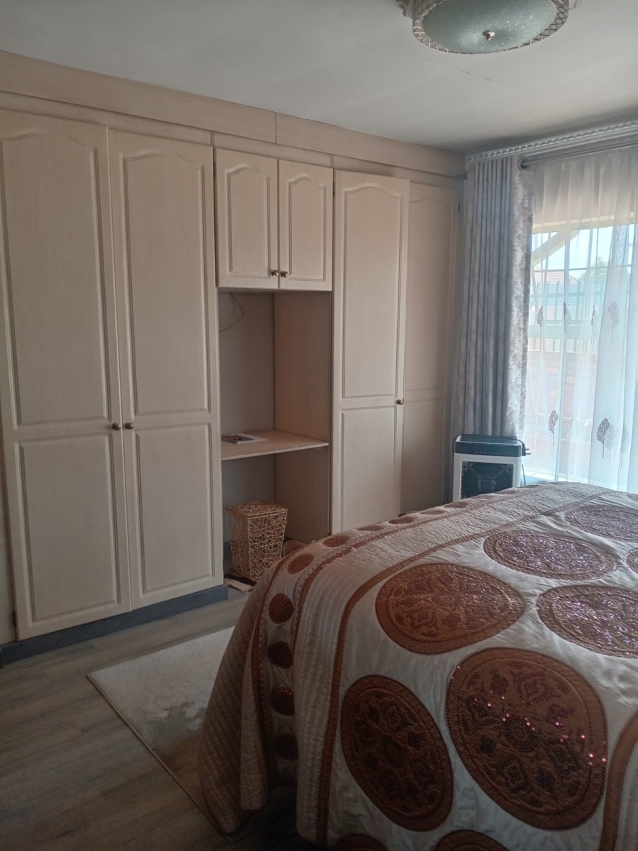 4 Bedroom Property for Sale in Soshanguve East Gauteng