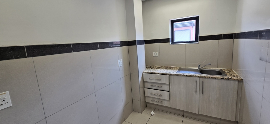 To Let commercial Property for Rent in North Riding Gauteng