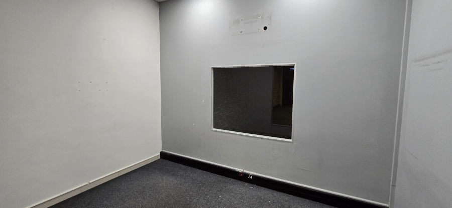 To Let commercial Property for Rent in North Riding Gauteng