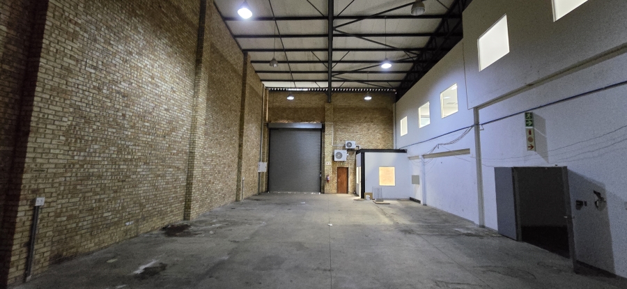 To Let commercial Property for Rent in North Riding Gauteng