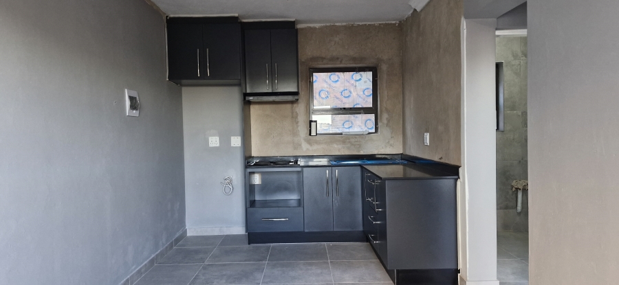 To Let 1 Bedroom Property for Rent in Mahube Valley Gauteng