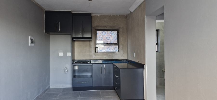To Let 1 Bedroom Property for Rent in Mahube Valley Gauteng