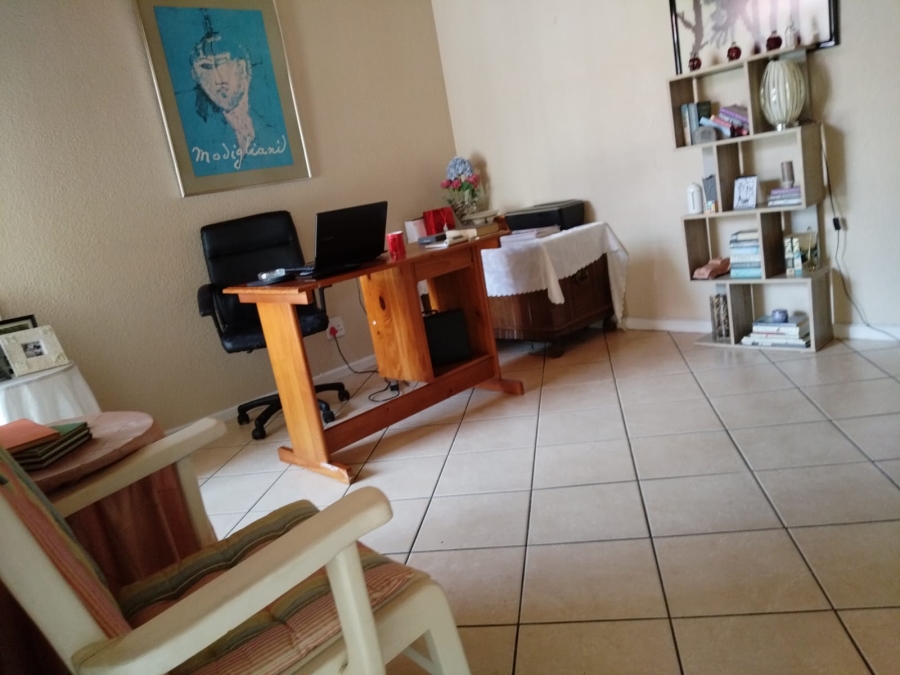 3 Bedroom Property for Sale in Birchleigh Gauteng