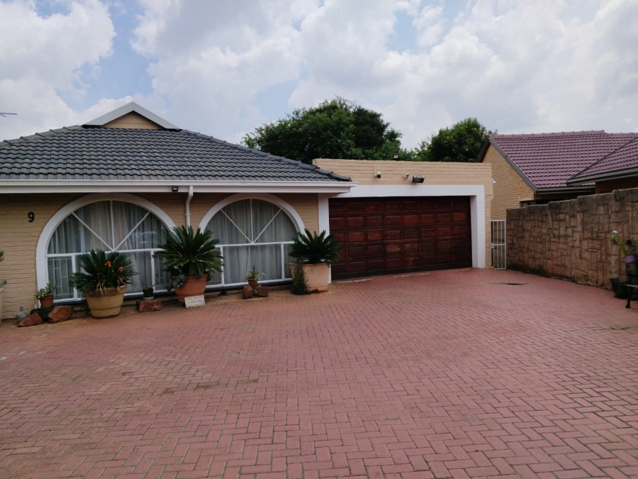 3 Bedroom Property for Sale in Norkem Park Gauteng